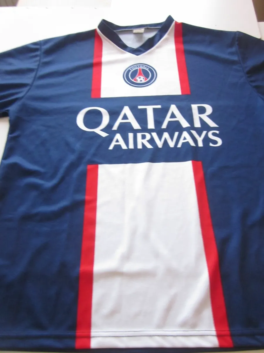 Paris St-Germain Football Jersey Messi 30 - Image 2