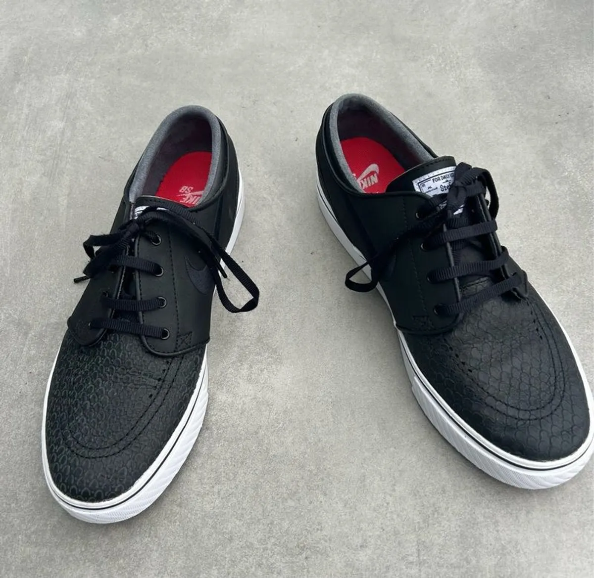 Nike Zoom SB Stefan Janoski Canvas SB Black Uk Size 9 - Image 3