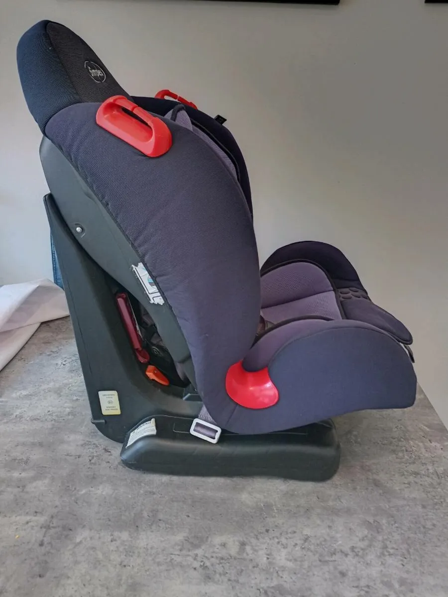 Dimples kids car seat - Image 4
