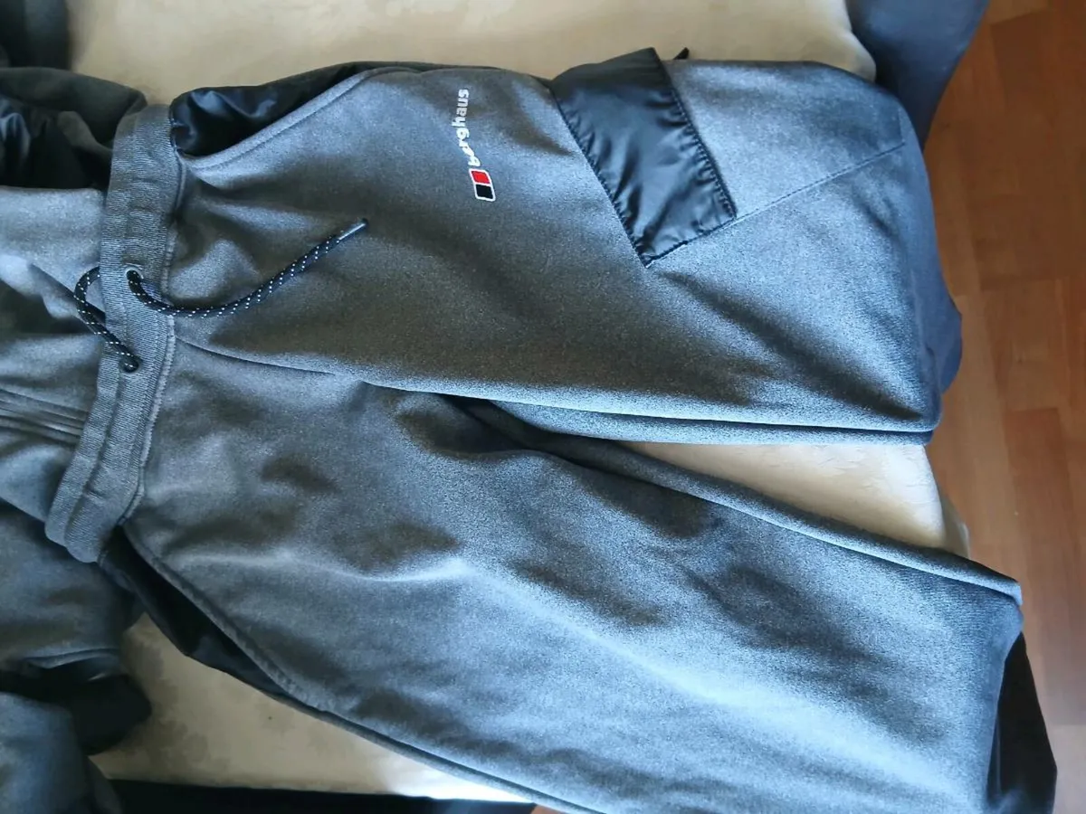 Mens tracksuit - Image 3