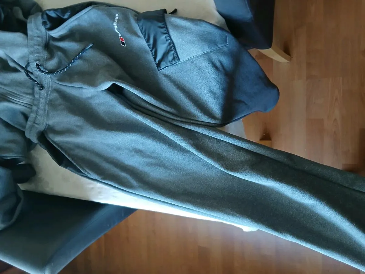 Mens tracksuit - Image 4