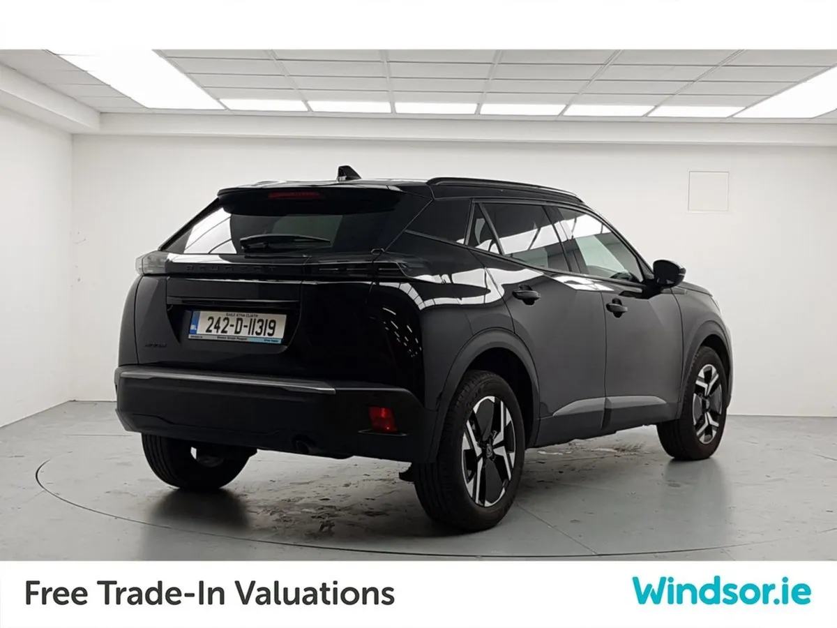 Peugeot 2008 1.2 Puretech 100bhp Allure - Image 3