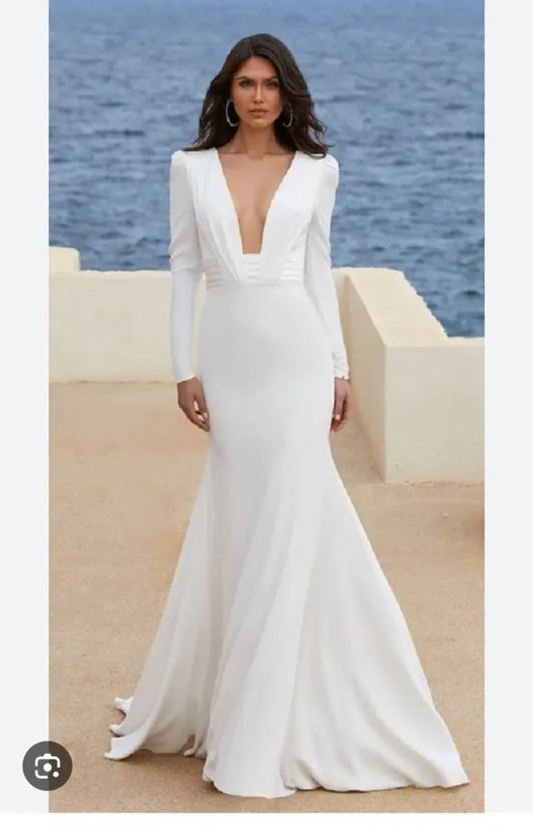 Wedding  dress - Image 1