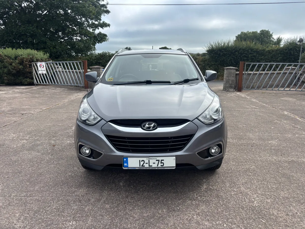 Hyundai ix35 2012 Executive Model - Image 2