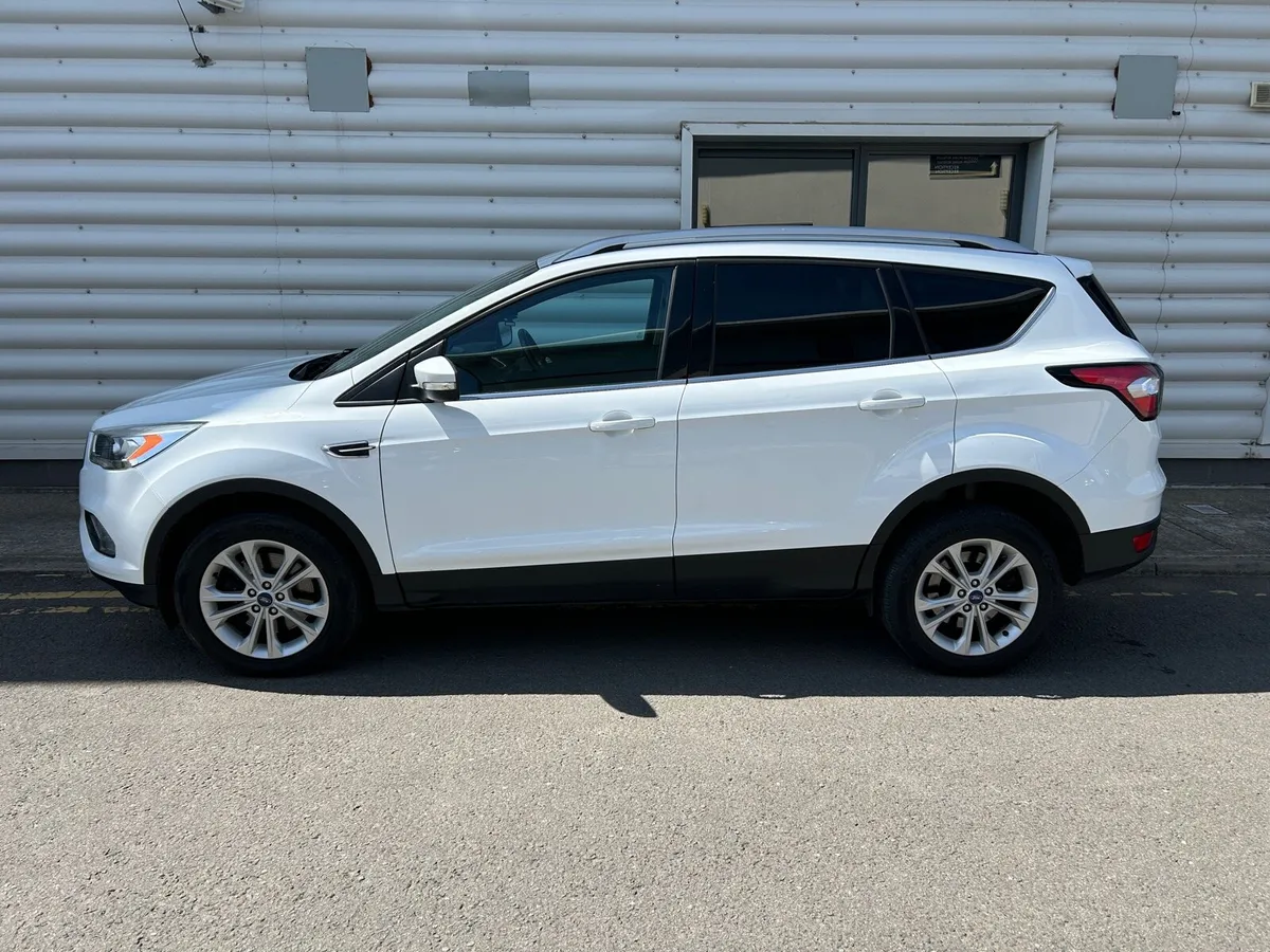 Ford Kuga - Image 2