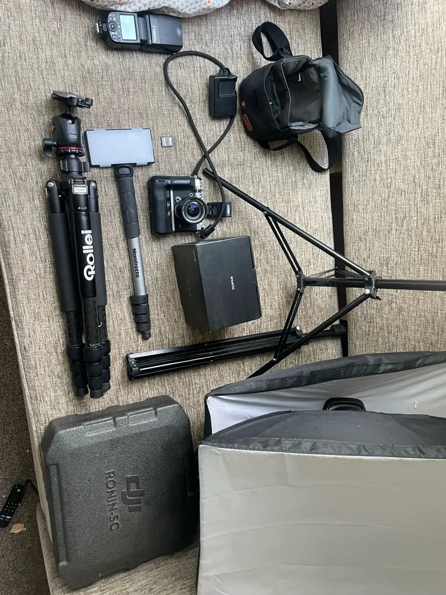 FUJi XT3 with extra - Image 1