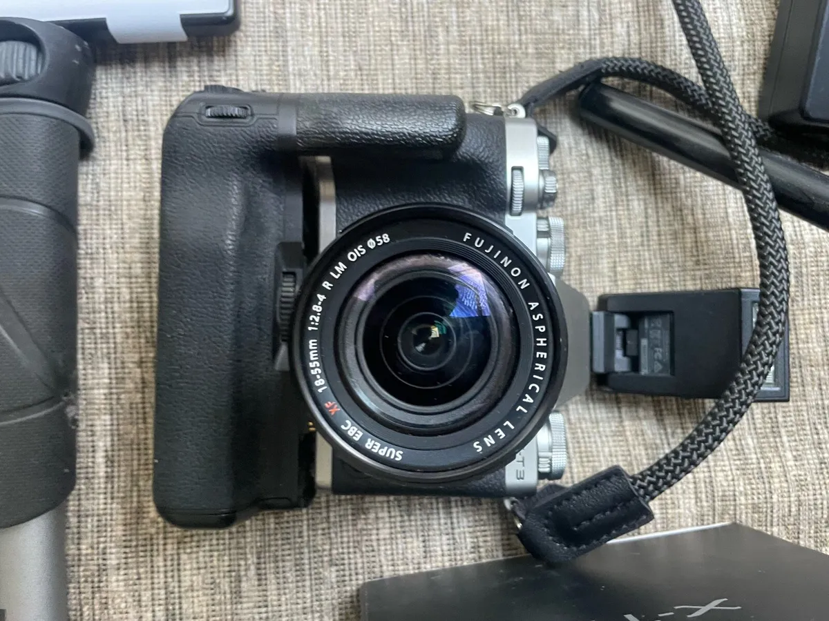 FUJi XT3 with extra - Image 3