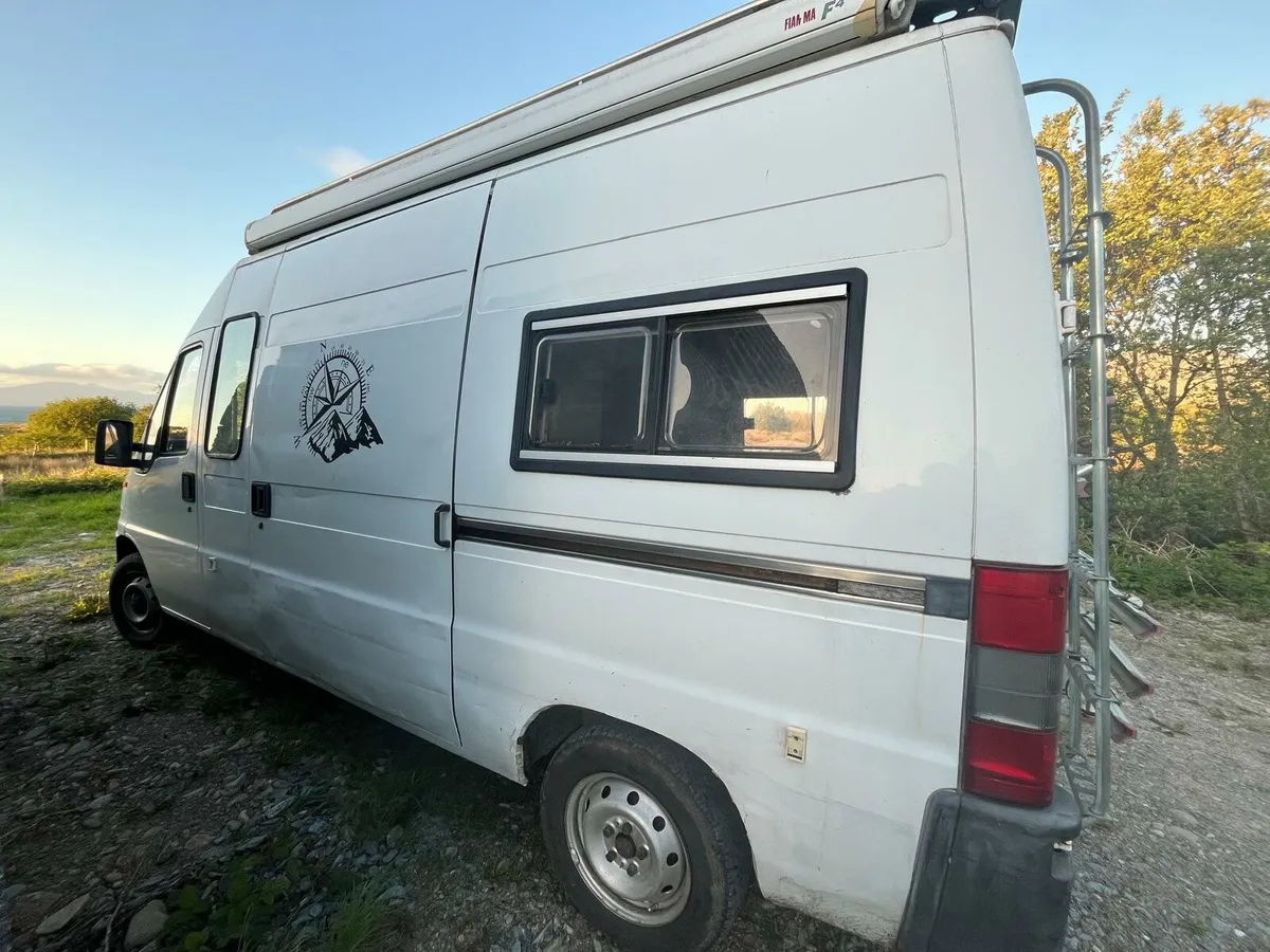 Camper Van - Image 4