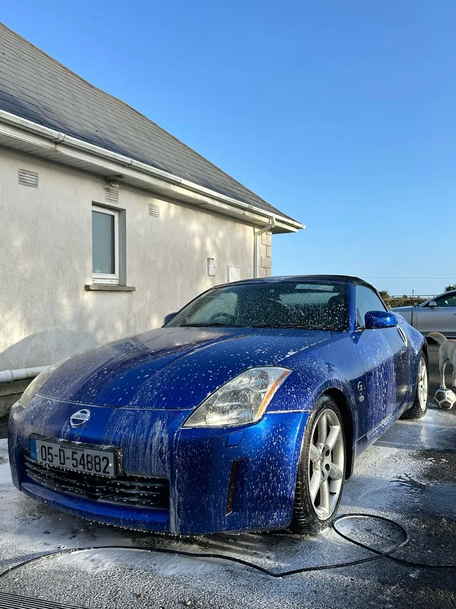 2005 Nissan 350z GT Roadster (convertible) - Image 2
