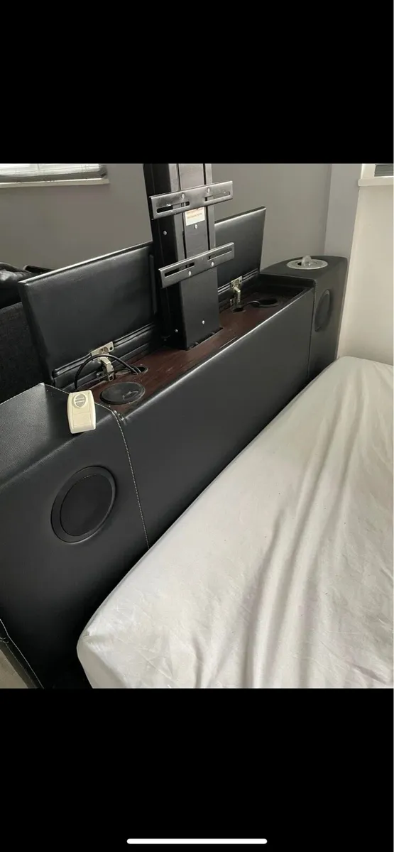 Tv bed - Image 2