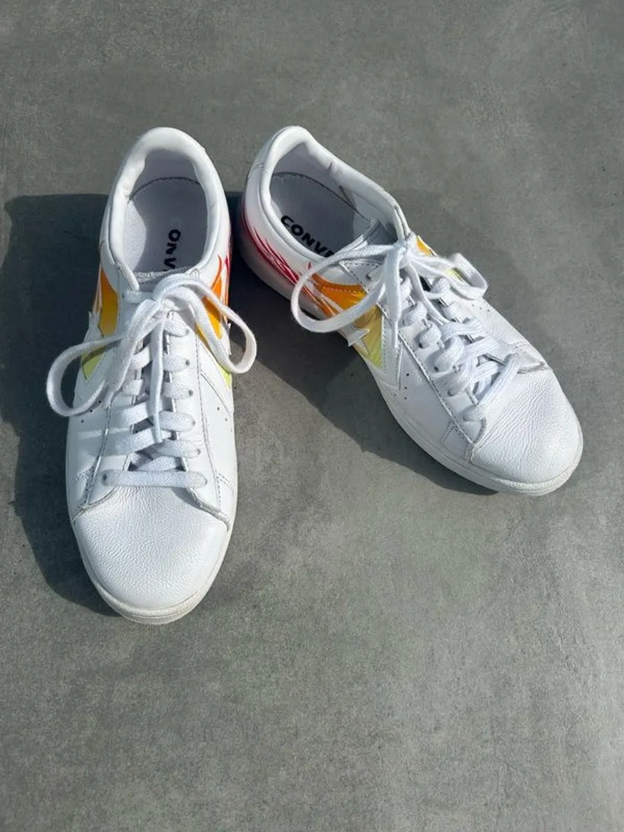 Converse Pro Leather Ox Flame size uk 6 - Image 2