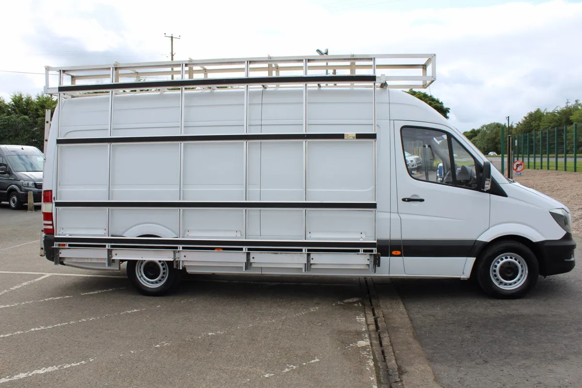 2017 Mercedes-Benz Sprinter 314 LWB Glassrack - Image 3