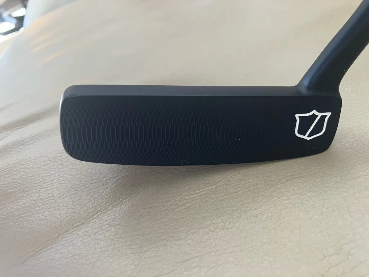 Wilson Infinite Grant Park putter 34 inch like new - Image 2