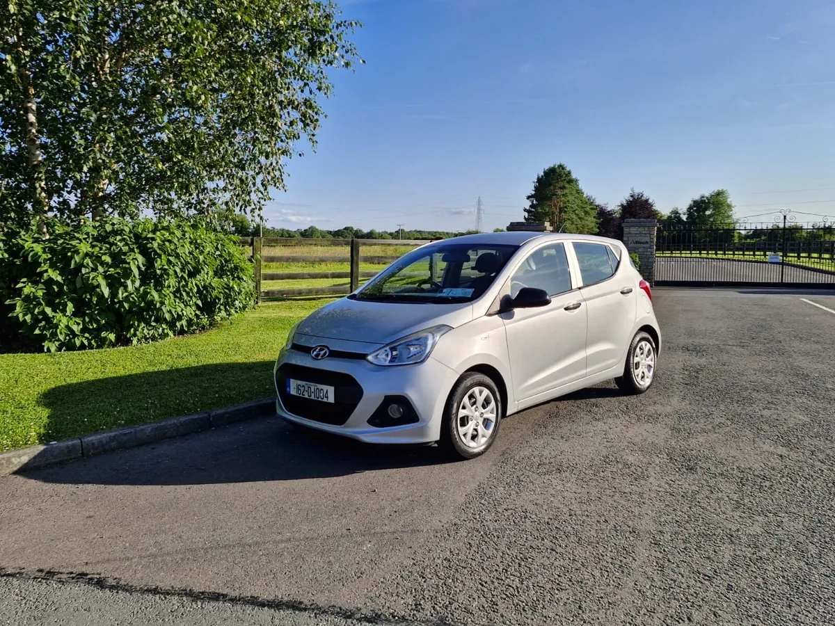 Hyundai i10 2016 NEW NCT !!!! Low KM !! - Image 1