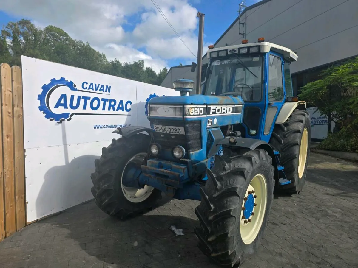 Ford 8210 - Image 1