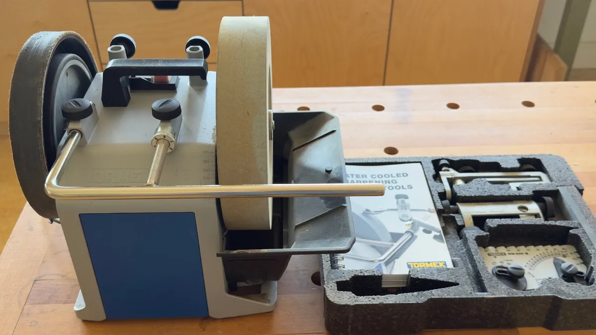 Tormek  sharpening system and other accesories - Image 1