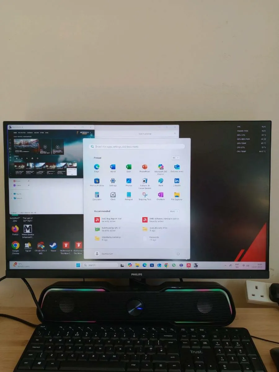 Philips 4K monitor - Image 1
