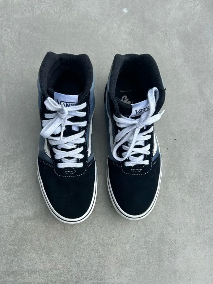 VANS Sk8-Hi High Top Black White Stripe Sneakers UK Size 7.5 (EUR 41.0) - Image 4