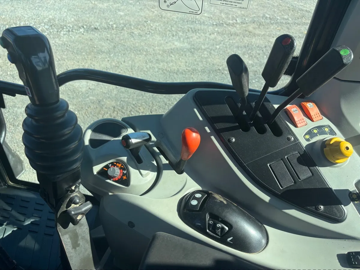 2008, MASSEY FERGUSON 5445 Dyna-4 - Image 3