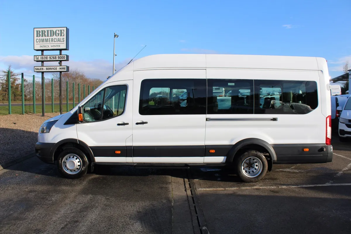 2017 Ford Transit 460 17Seat Minibus - Image 2