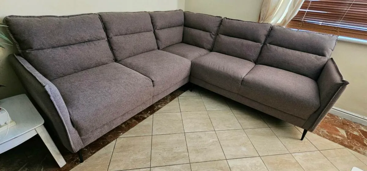Modern 5-Seater Corner Sofa – Pickup Only - Image 1
