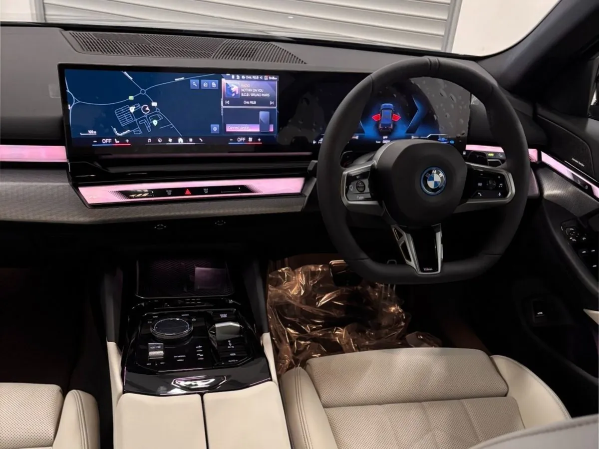 BMW 5 Series 530e M Sport Immediate Delivery - Image 4