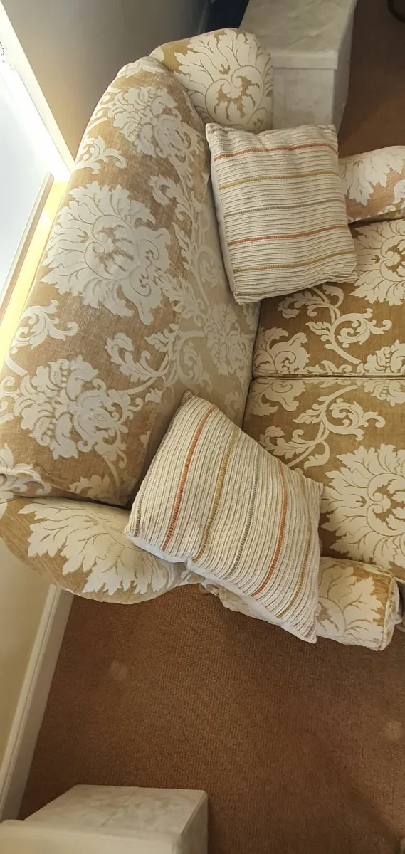 Couch 2 seater - Image 3