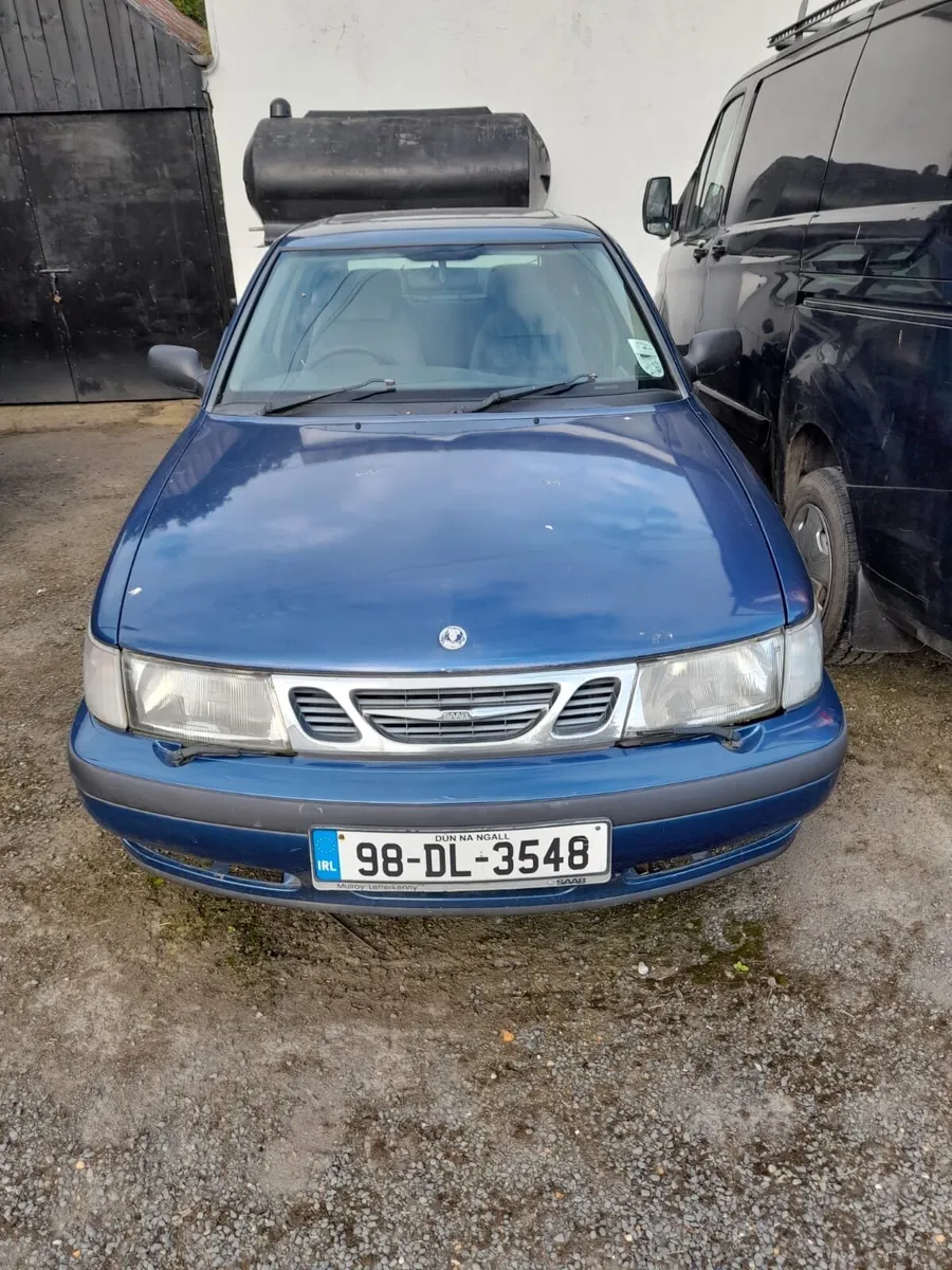 1999 BMW 520 - Image 4
