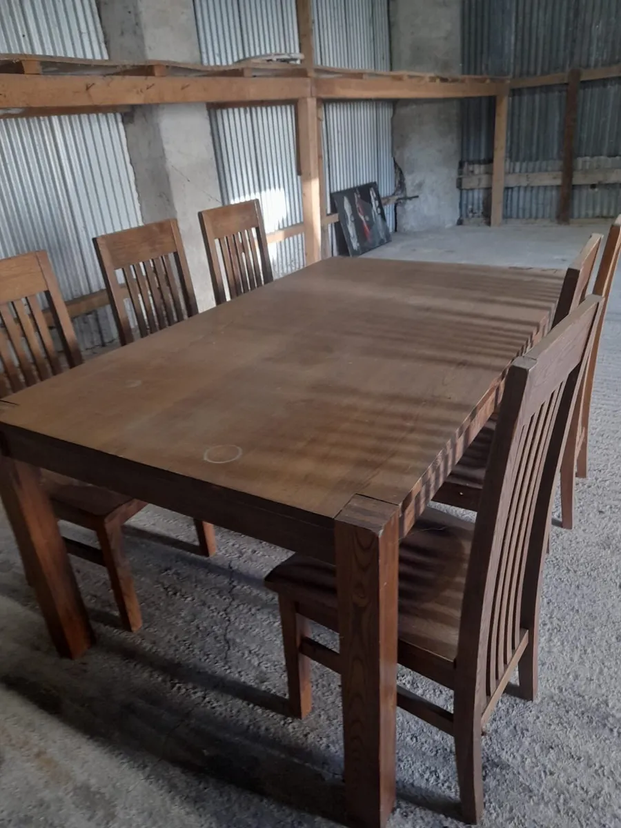 Table and 6 chairs