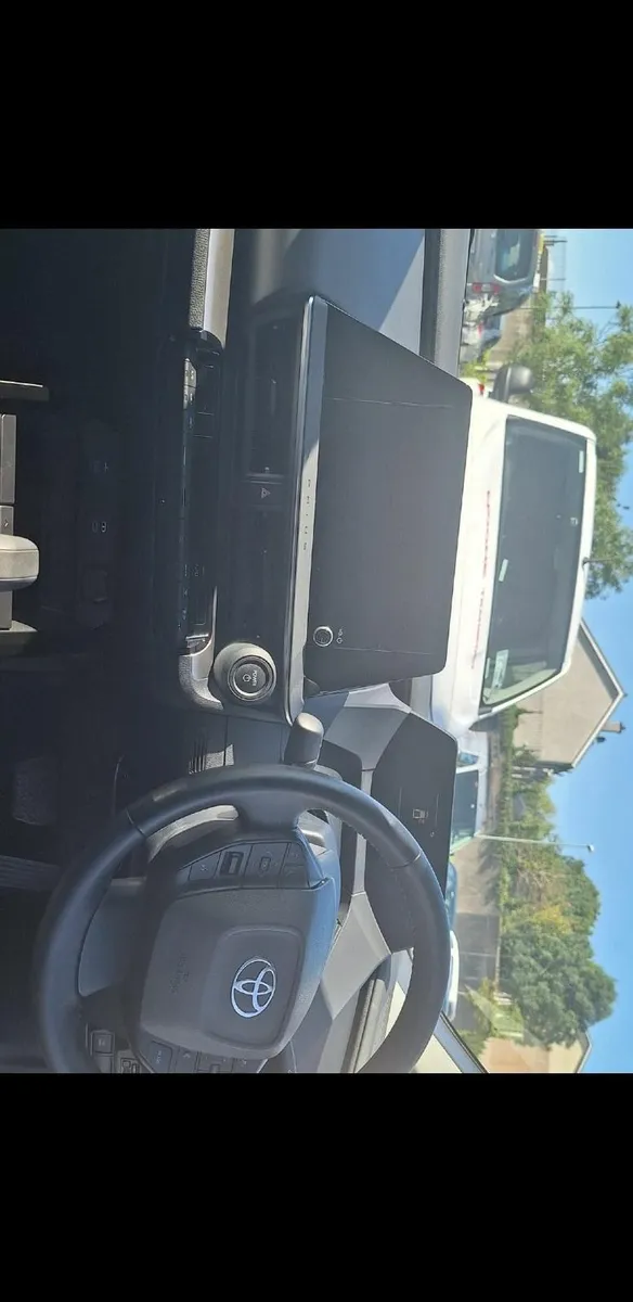 Toyota Prius 2023 LUXURY 1.8 HYBRID Self Charging - Image 2