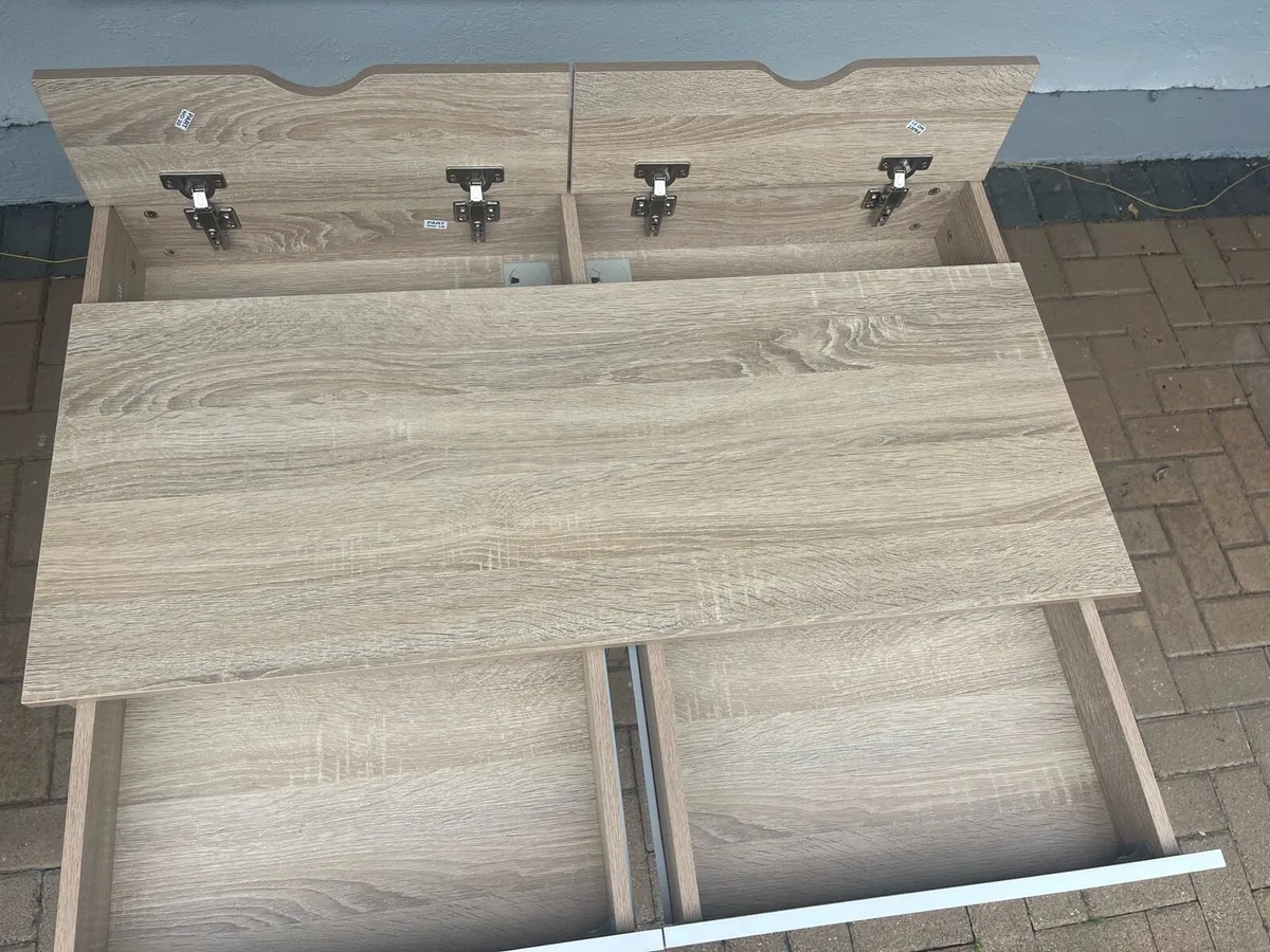 Office desk - Image 3