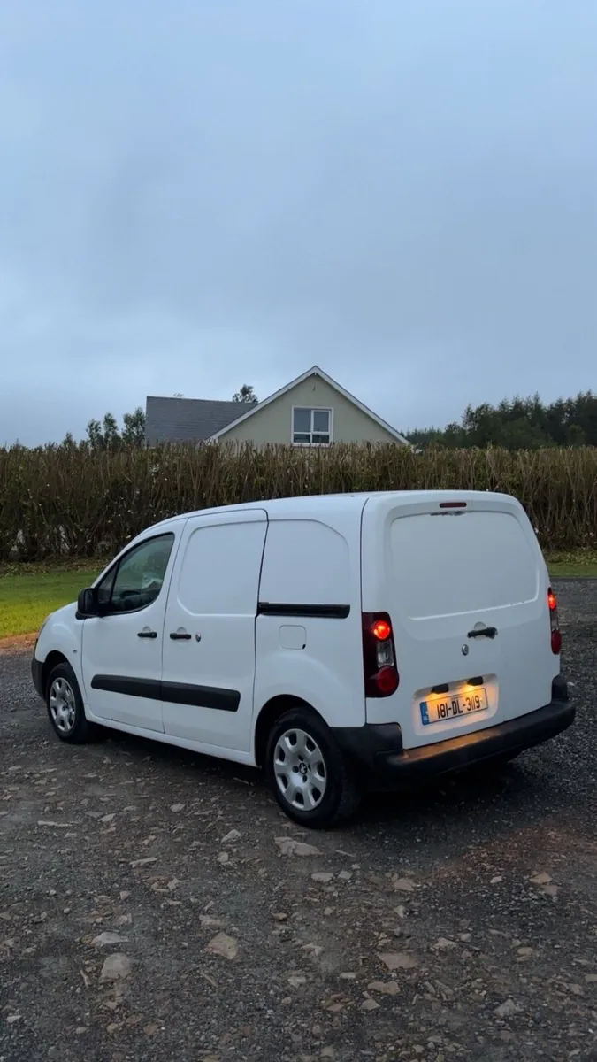 Partner van - Image 3