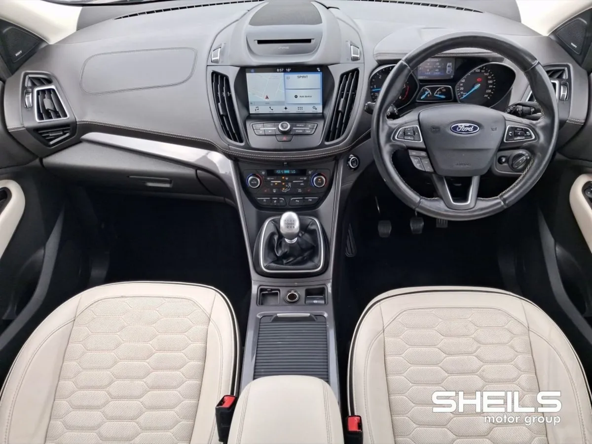 Ford Kuga 2.0tdci 150PS FWD Vignale - Image 3