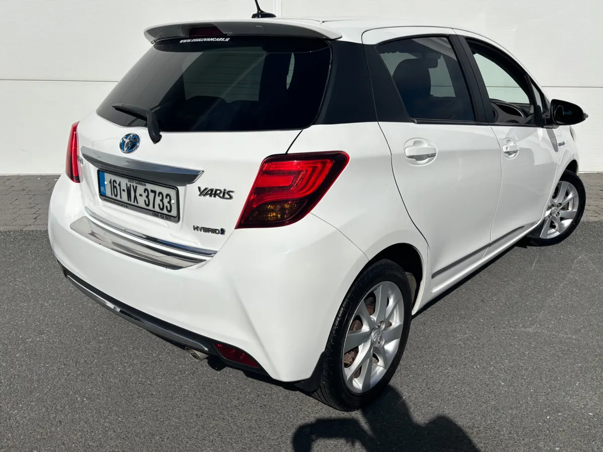 2016 TOYOTA YARIS HYBRID A\T LOW KM NCT TAX - Image 3