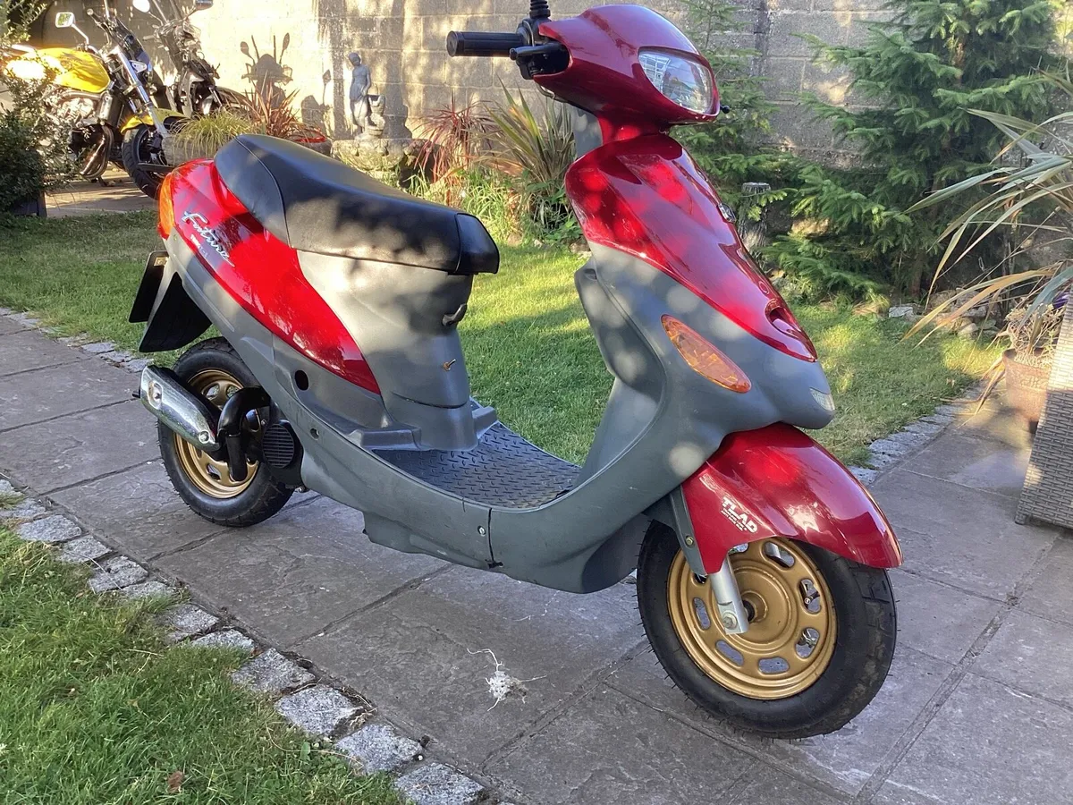 2002 moped 50cc - Image 2
