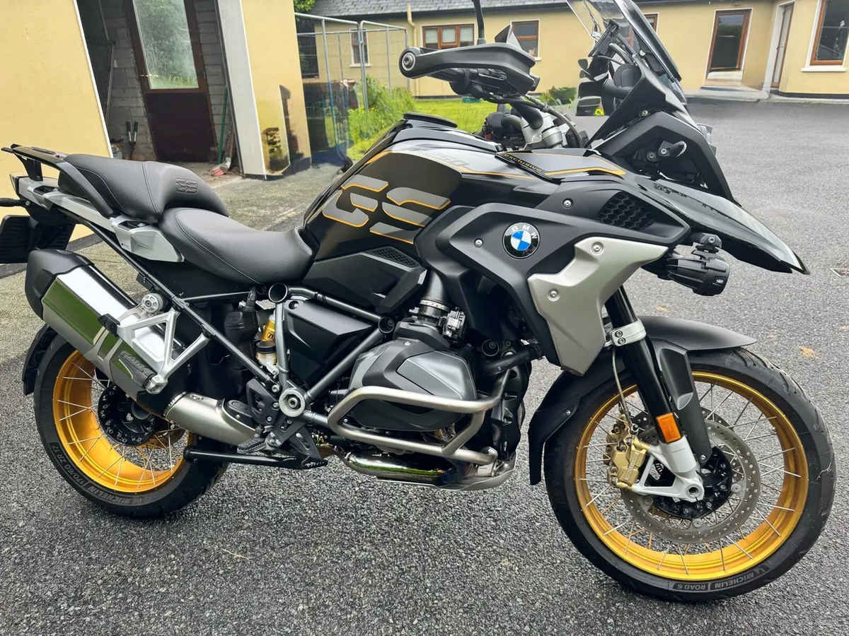 BMW R1250GS - Image 1