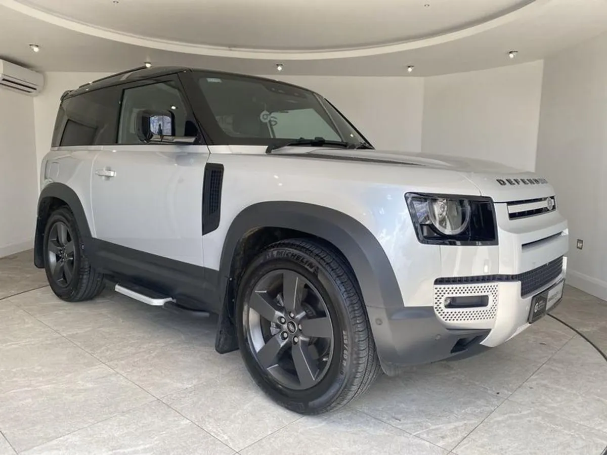 Land Rover Defender 3.0 D250 HSE 90 3dr Auto - Image 1