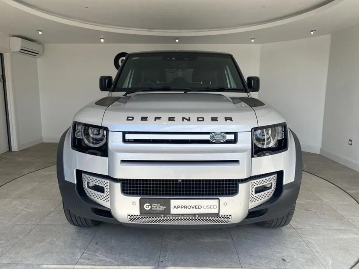 Land Rover Defender 3.0 D250 HSE 90 3dr Auto - Image 2