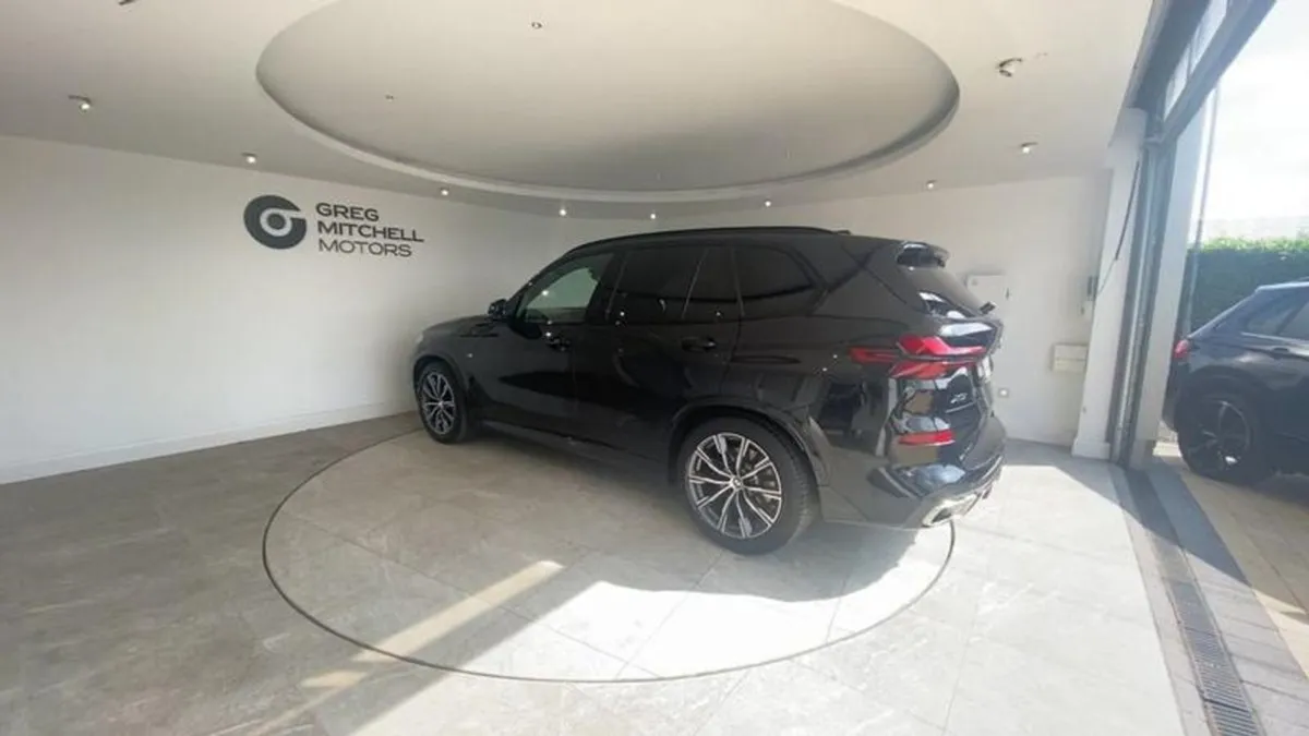 BMW X5 Xdrive40d MHT M Sport 5dr Auto - Image 3
