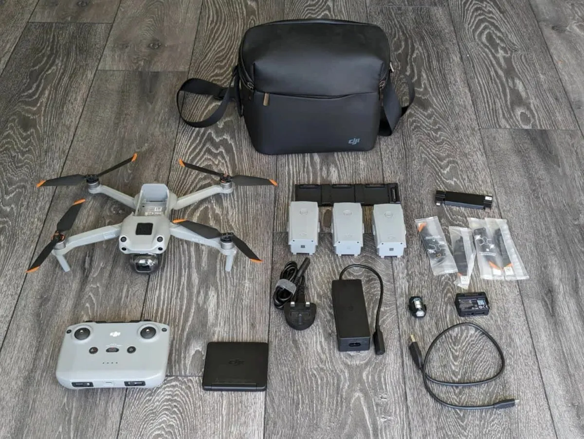 DJI Mavic Air 2S Fly More Combo Camera Drone - Image 2
