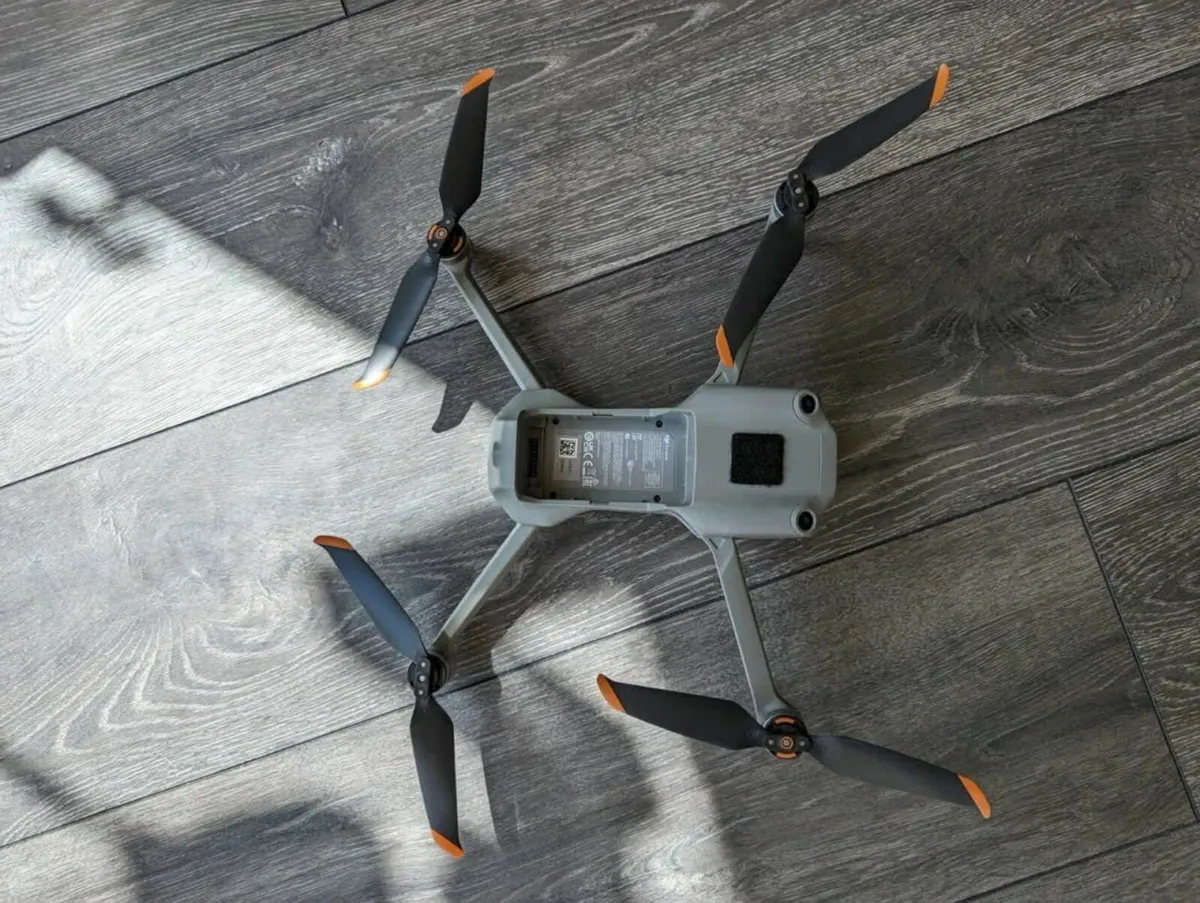 DJI Mavic Air 2S Fly More Combo Camera Drone - Image 4