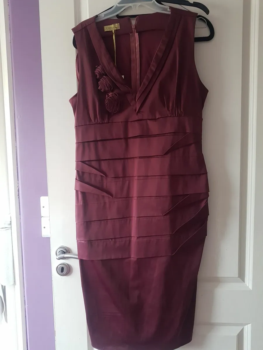quality Dress size 12 large new Bordeaux - Image 2