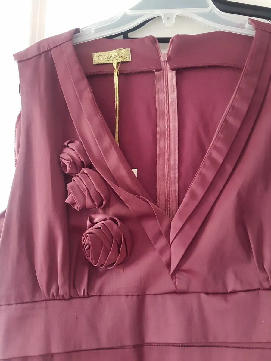 quality Dress size 12 large new Bordeaux - Image 3