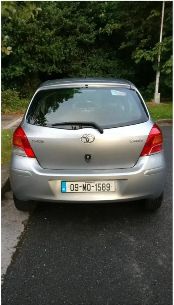 Toyota Yaris 2009 - Image 2