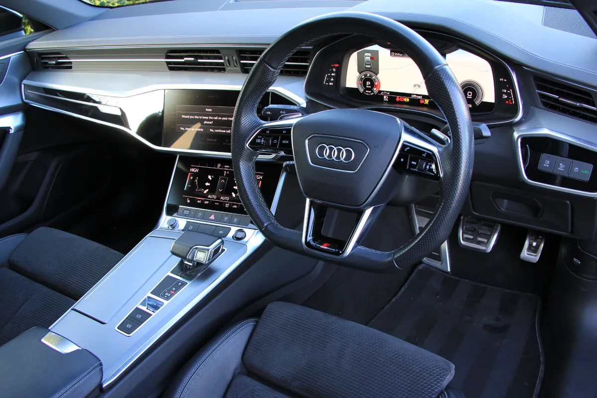 A6 Black Edition * Virtual Dash * Comfort pack - Image 3