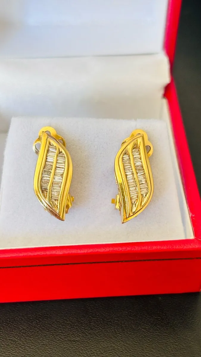 14k yellow gold Diamond earrings - Image 1