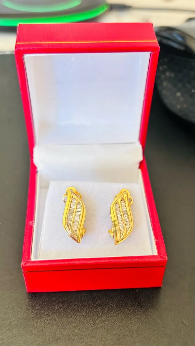 14k yellow gold Diamond earrings - Image 2