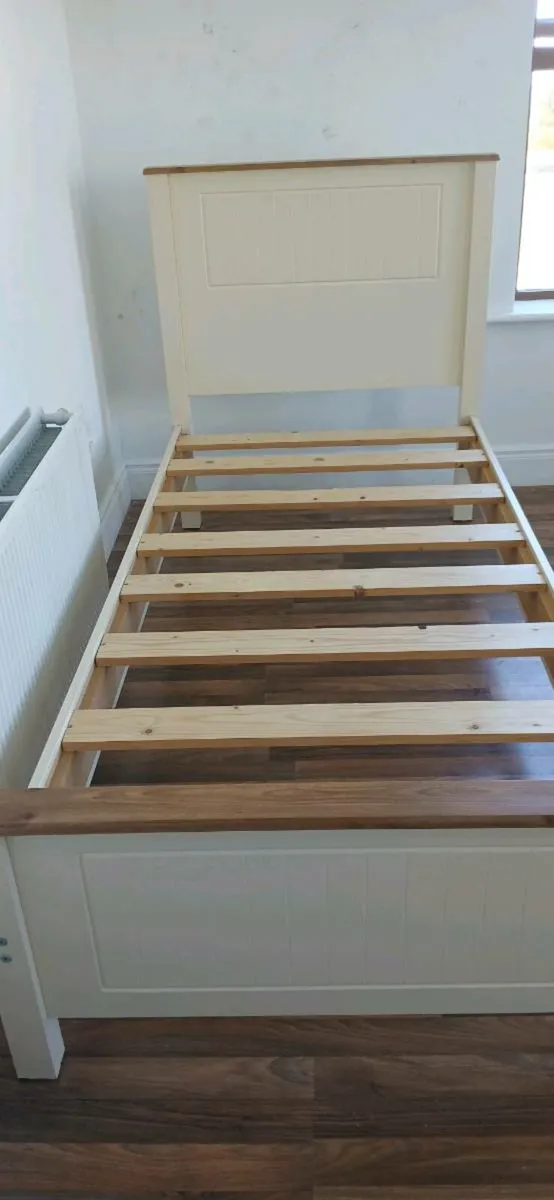 Bed - Image 3