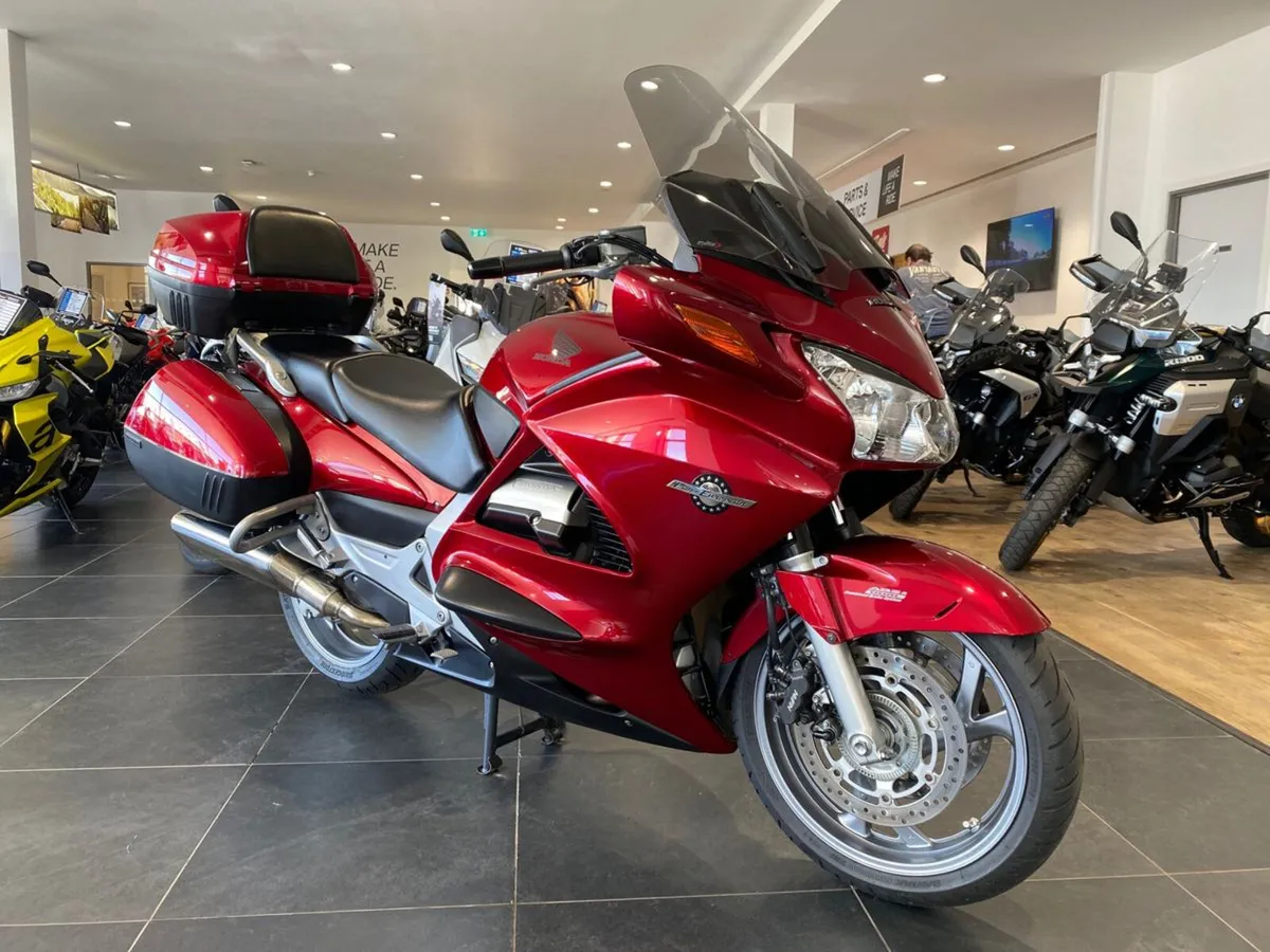 2015 Honda ST1300 Pan European - Low Mileage! - Image 3