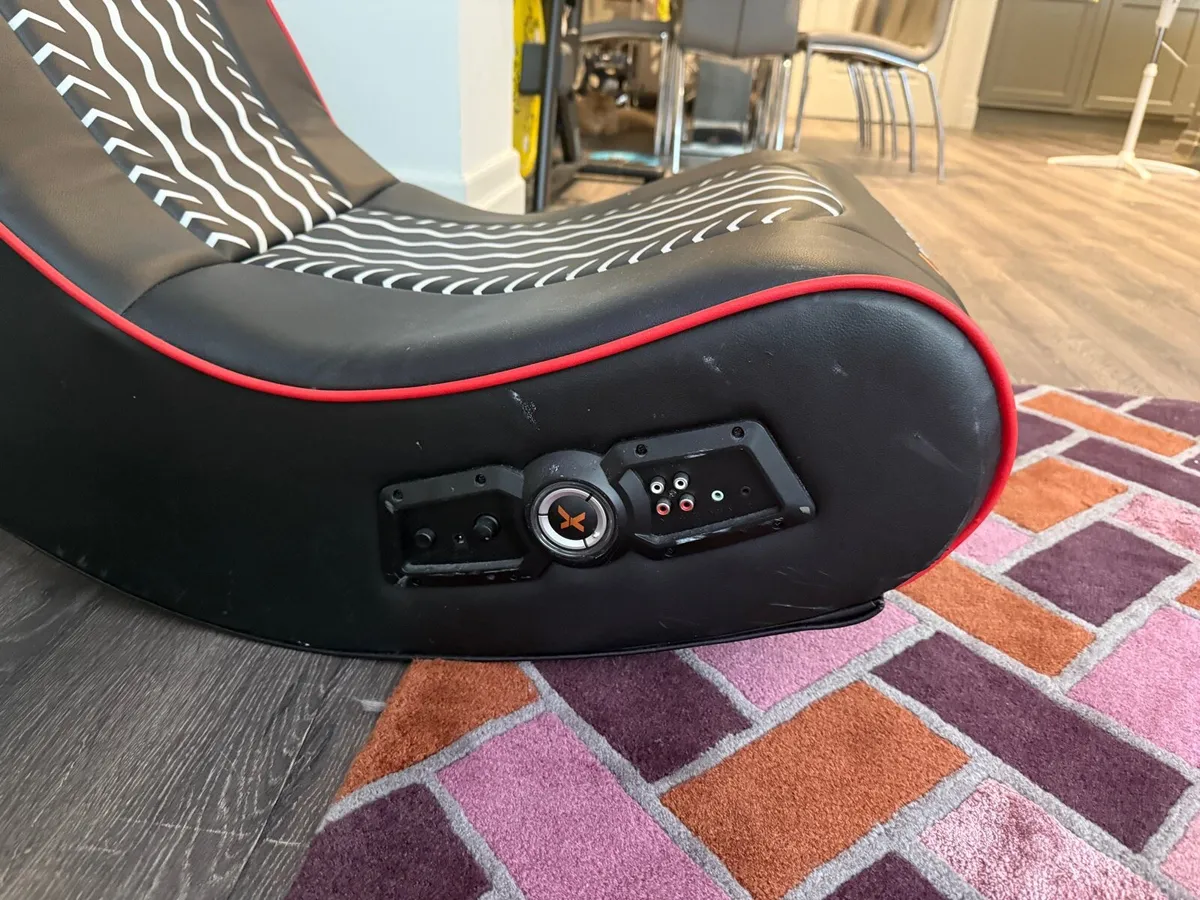Gaming Chair - Image 4